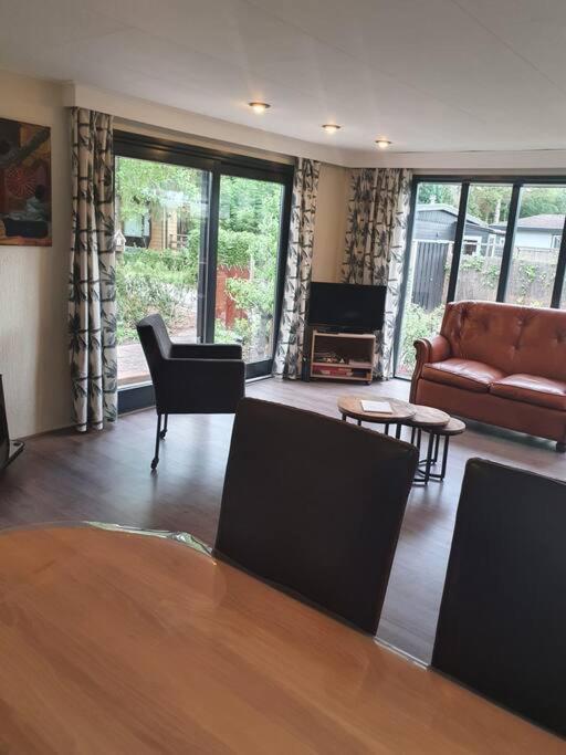 Cozy Chalet For 4 Veluwe Putten Eksteriør bilde